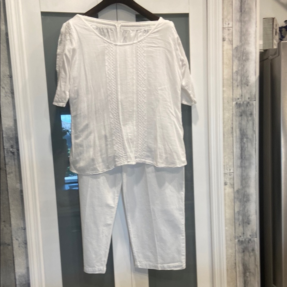 Women's White Top and Pants Set